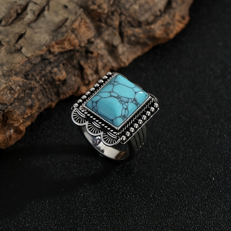 Women's Elegant Retro Malachite Ring, Persian Design